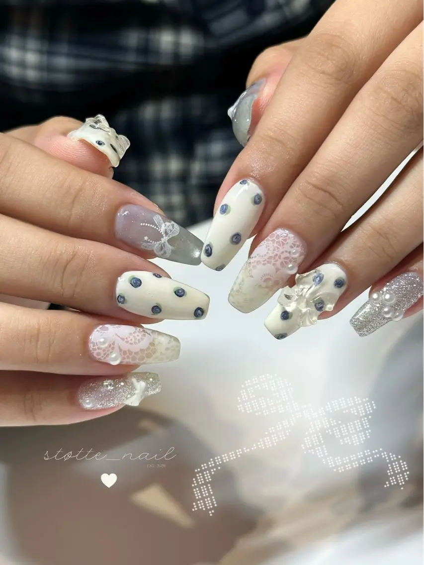 ネイル støtteNail Lihoのネイルデザイン