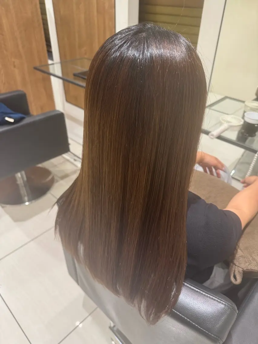ロング 佐々木 悠安のヘアスタイル