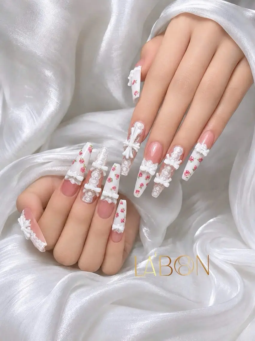 ロング Hana✴︎ Labon Artのネイルデザイン