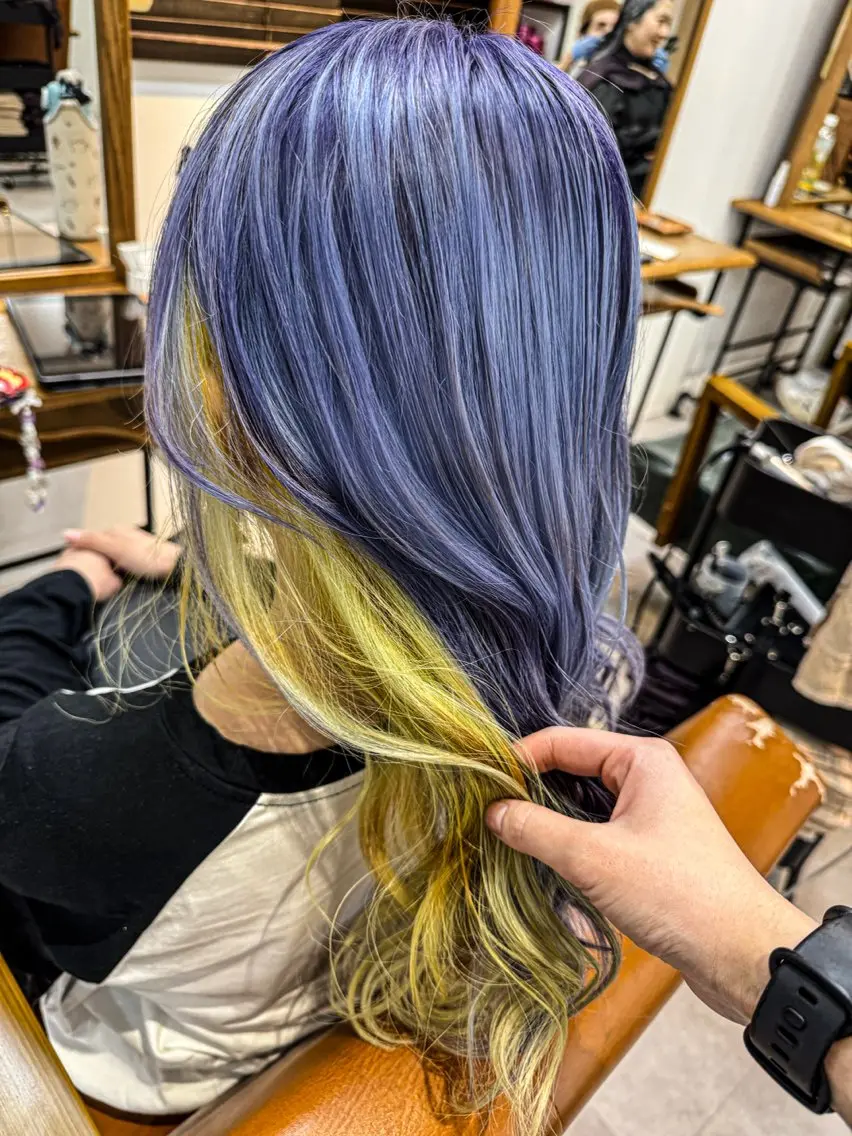 ロング カラー lore umeのヘアスタイル