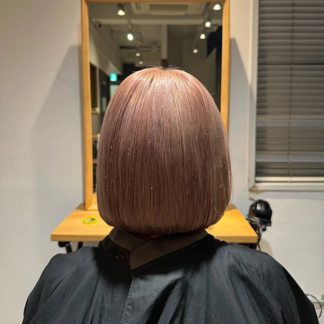 ミディアム カラー ダブルカラー ピンクカラー 千葉 優奈のヘアスタイル