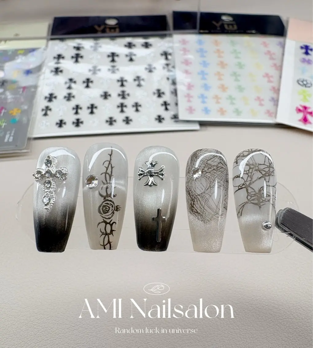 ✨特別メニュー クロス✝️デザイン🌟時間に余裕のある方限定🌟アートにこだわりたい方へおすすめの特別コースです✨の写真