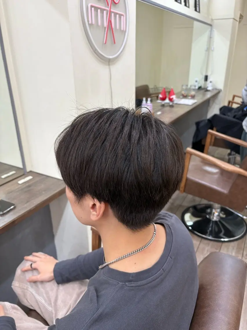 メンズ WEST OLAND 黒坂佳乃のヘアスタイル