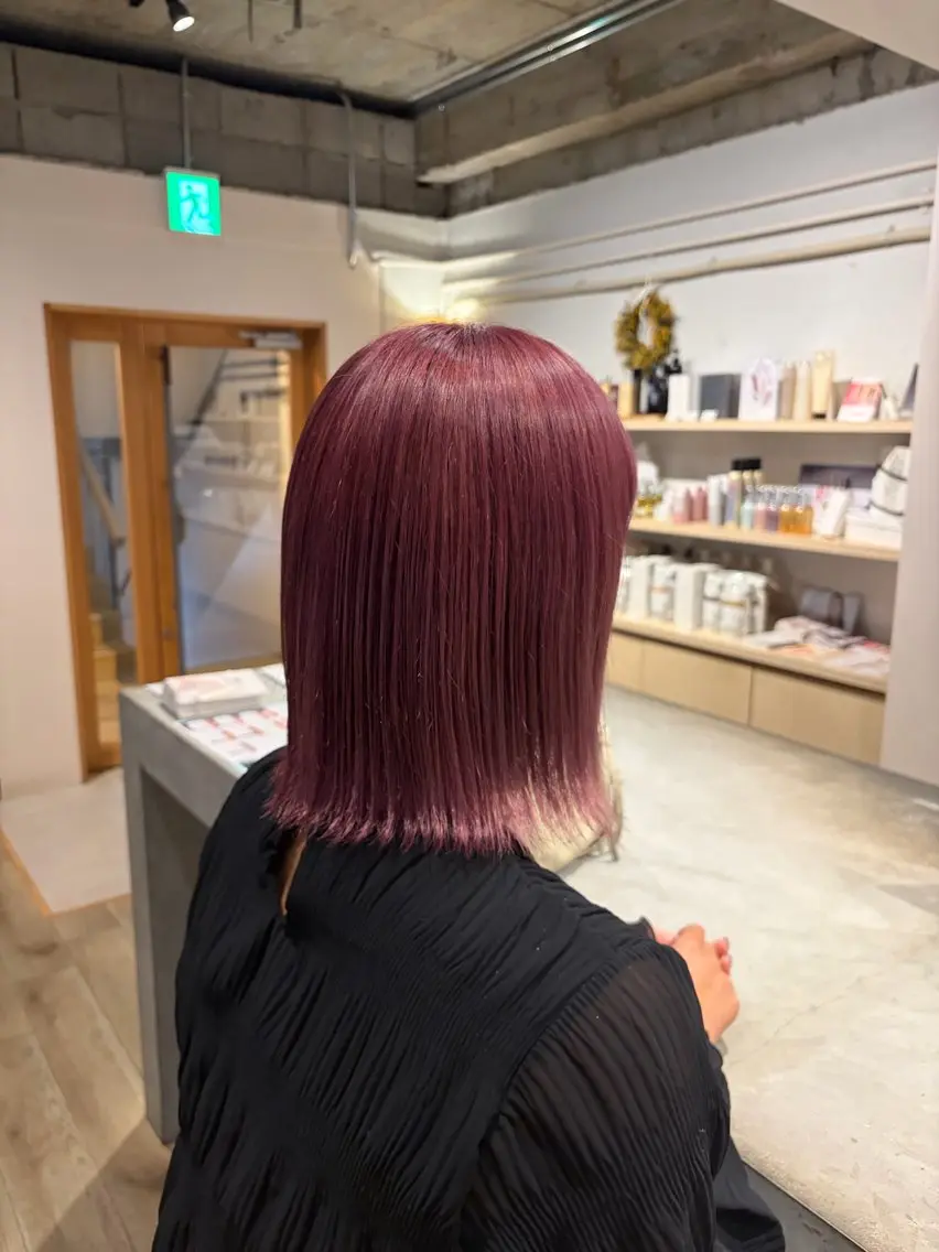 ショート カラー ヘアカラー トリートメント aina ⠀ ⠀ ⠀のヘアスタイル