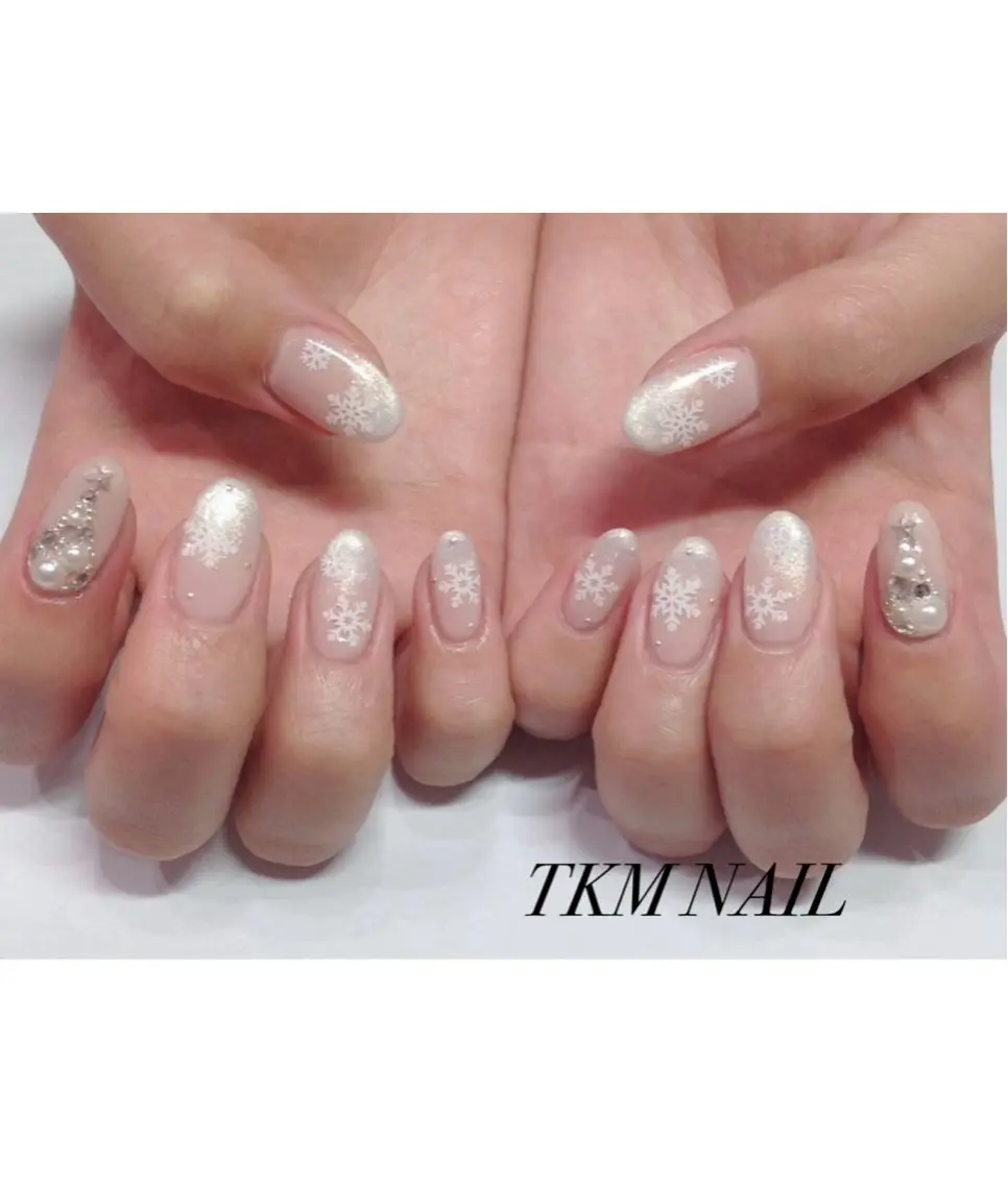 ネイル ゴージャス 冬ネイル ハンドネイル フットネイル ______ TKM  NAILのネイルデザイン