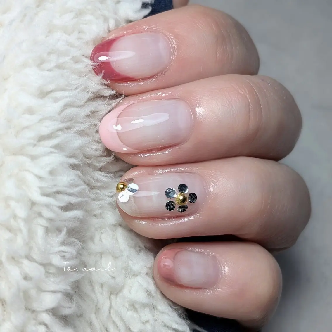 ネイル ハンドネイル To. nail （トゥ ネイル）のネイルデザイン