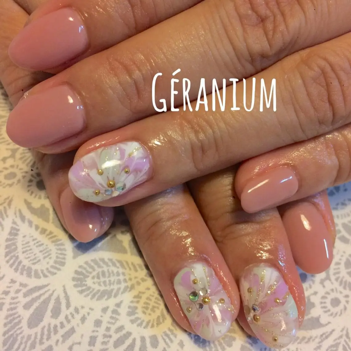 ネイル ピーコックネイル GéRanium Harukaのネイルデザイン