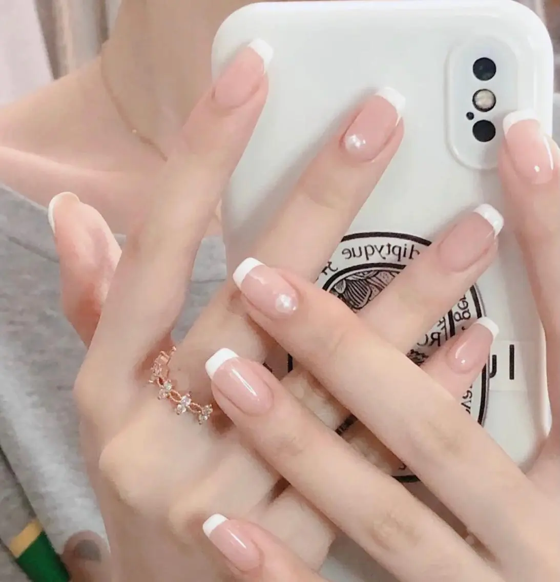 ネイル ハンドネイル Queens ciciのネイルデザイン