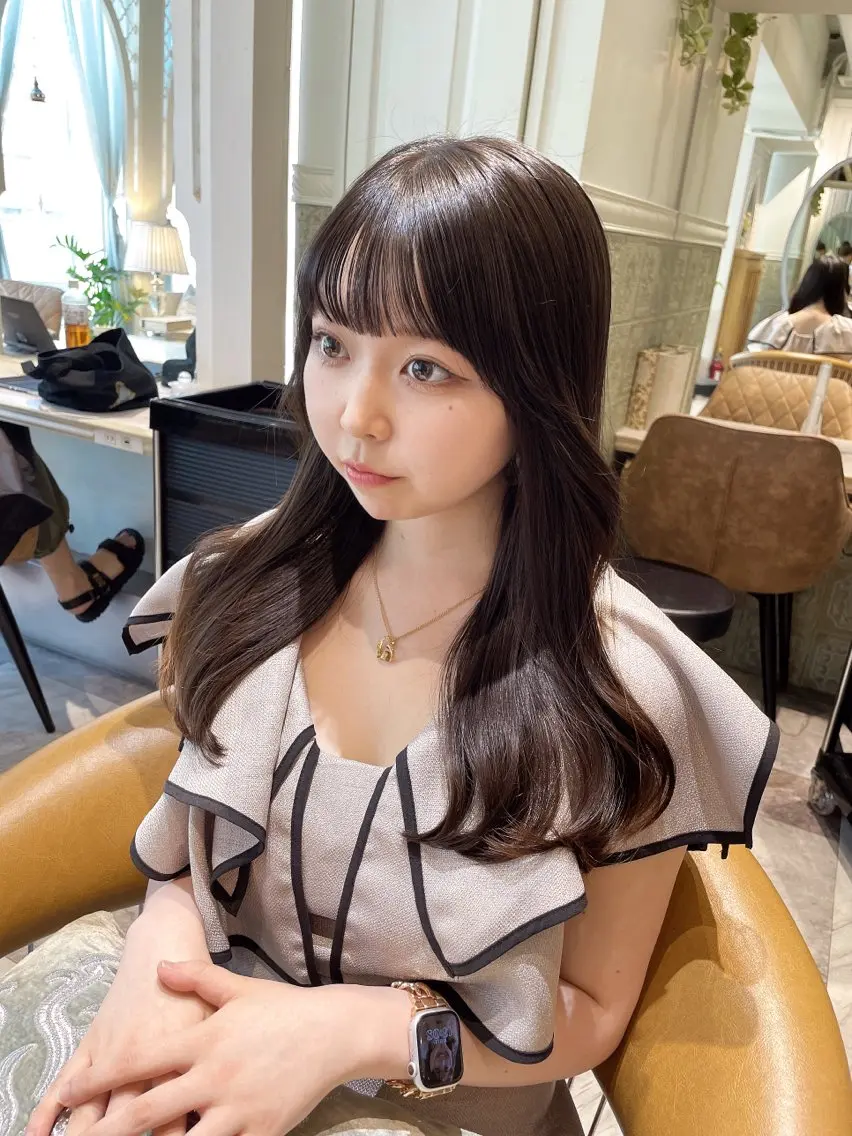 セミロング カラー ベージュカラー 黒髪 ブリーチ ブルーカラー ブルーブラック カット ヘアカラー トリートメント 木屋元一/透明感 /前髪/レイヤーのヘアスタイル