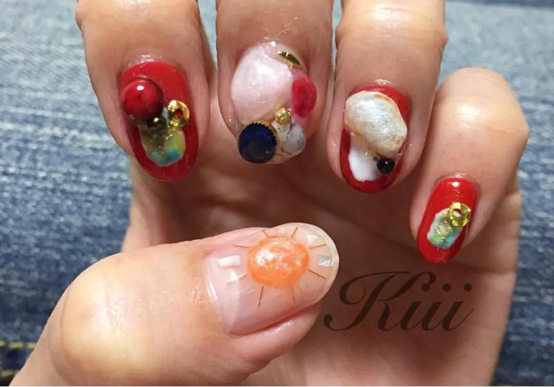 ネイル ハンドネイル フットネイル kiii.__ ✴︎*のネイルデザイン