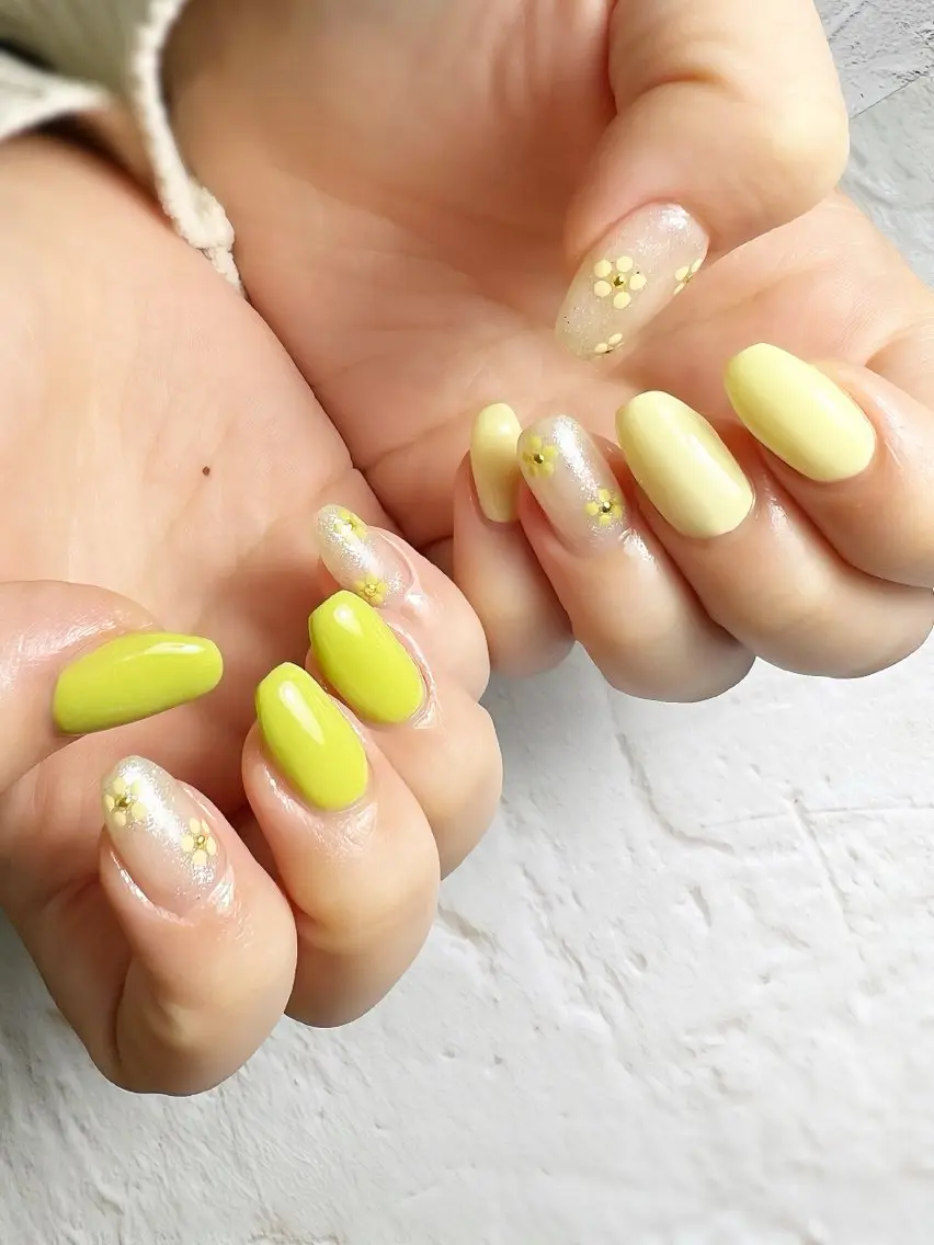 ネイル ハンドネイル フットネイル NAILsalon Laki(ラキ)のネイルデザイン