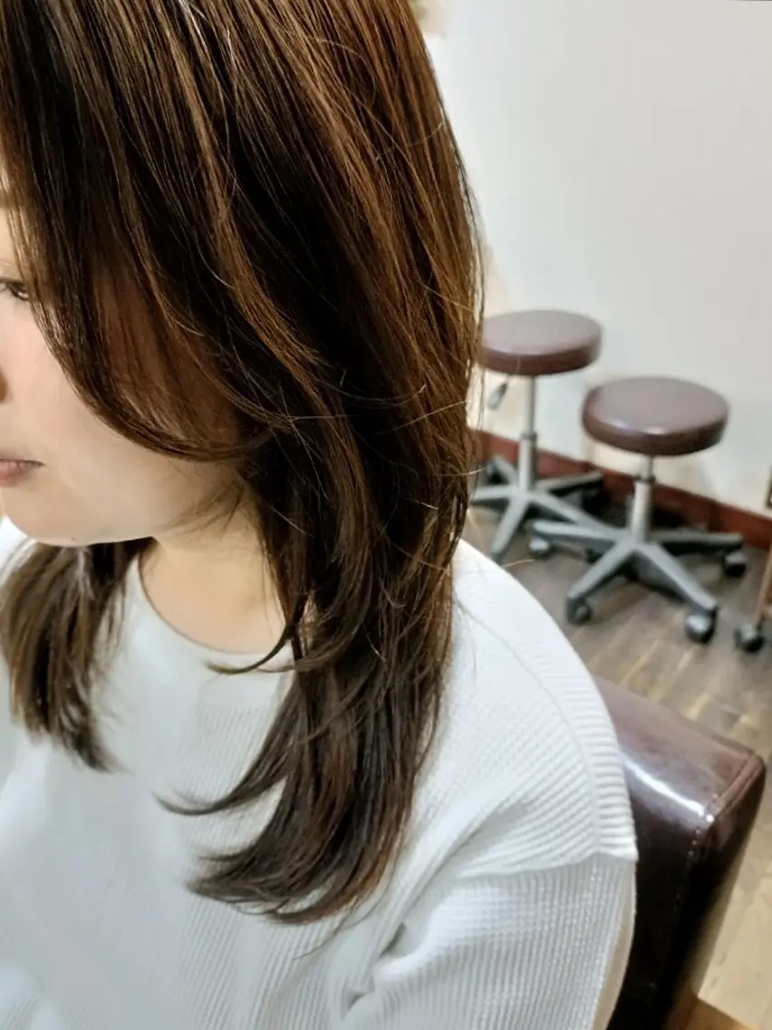 セミロング レイヤーカット カット ASAKO ✴︎アメリシュシュのヘアスタイル