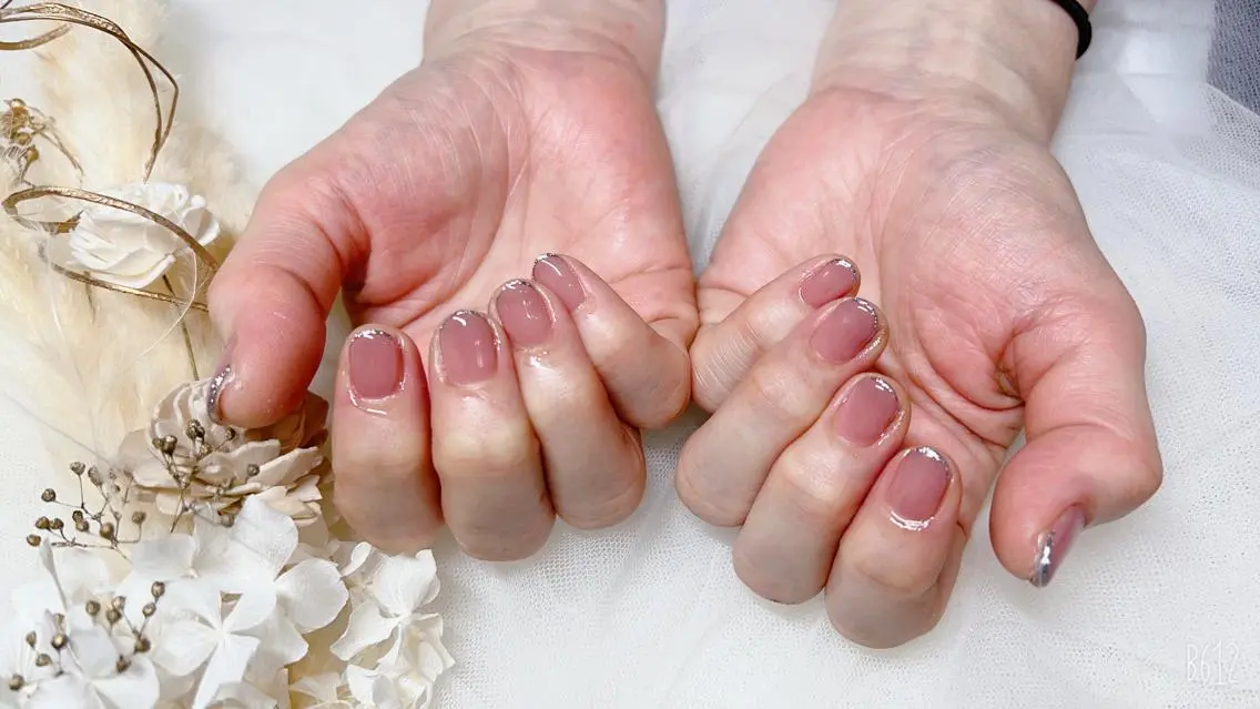 ネイル シンプルネイル M_ nail salonのネイルデザイン