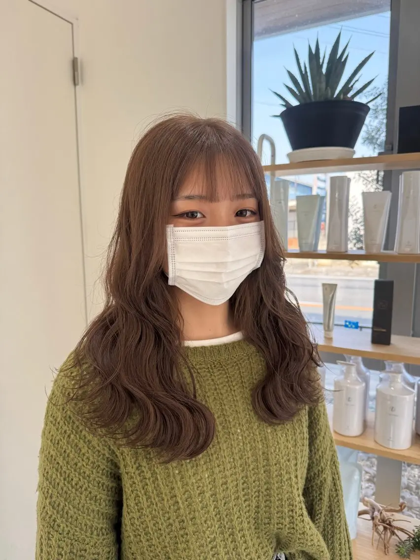 セミロング カラー 堀越 美羽のヘアスタイル