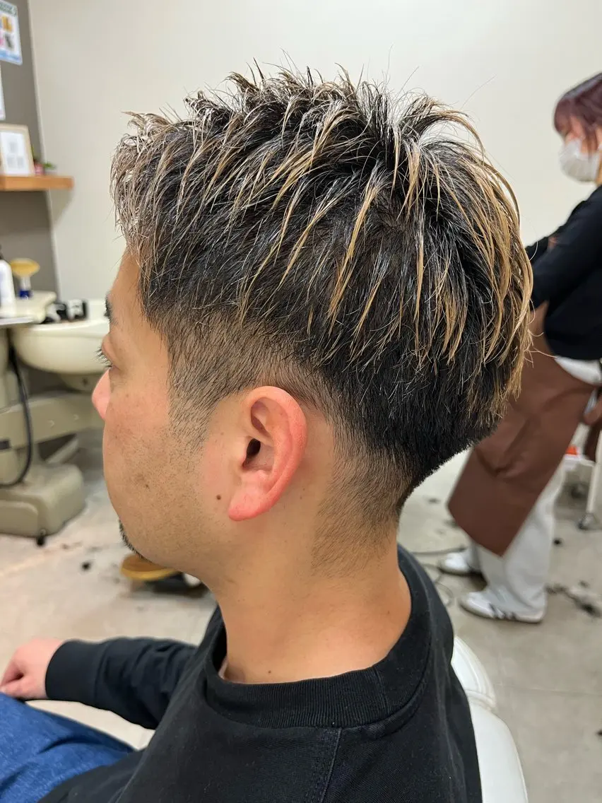 ショート メンズ 仲谷 直のヘアスタイル