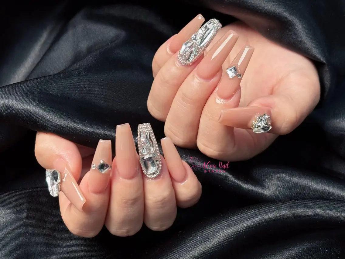 ネイル 桜ネイル 長さ出し フラワーネイル フレンチネイル ジェルネイル ハンドネイル ACon NailSalonのネイルデザイン