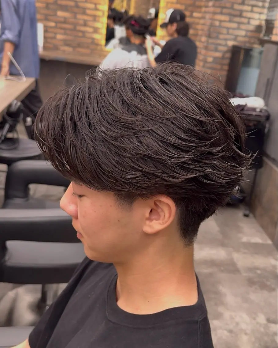 パーマ メンズ カット パーマ シャドウ/フェザー 朝崎倭斗のヘアスタイル