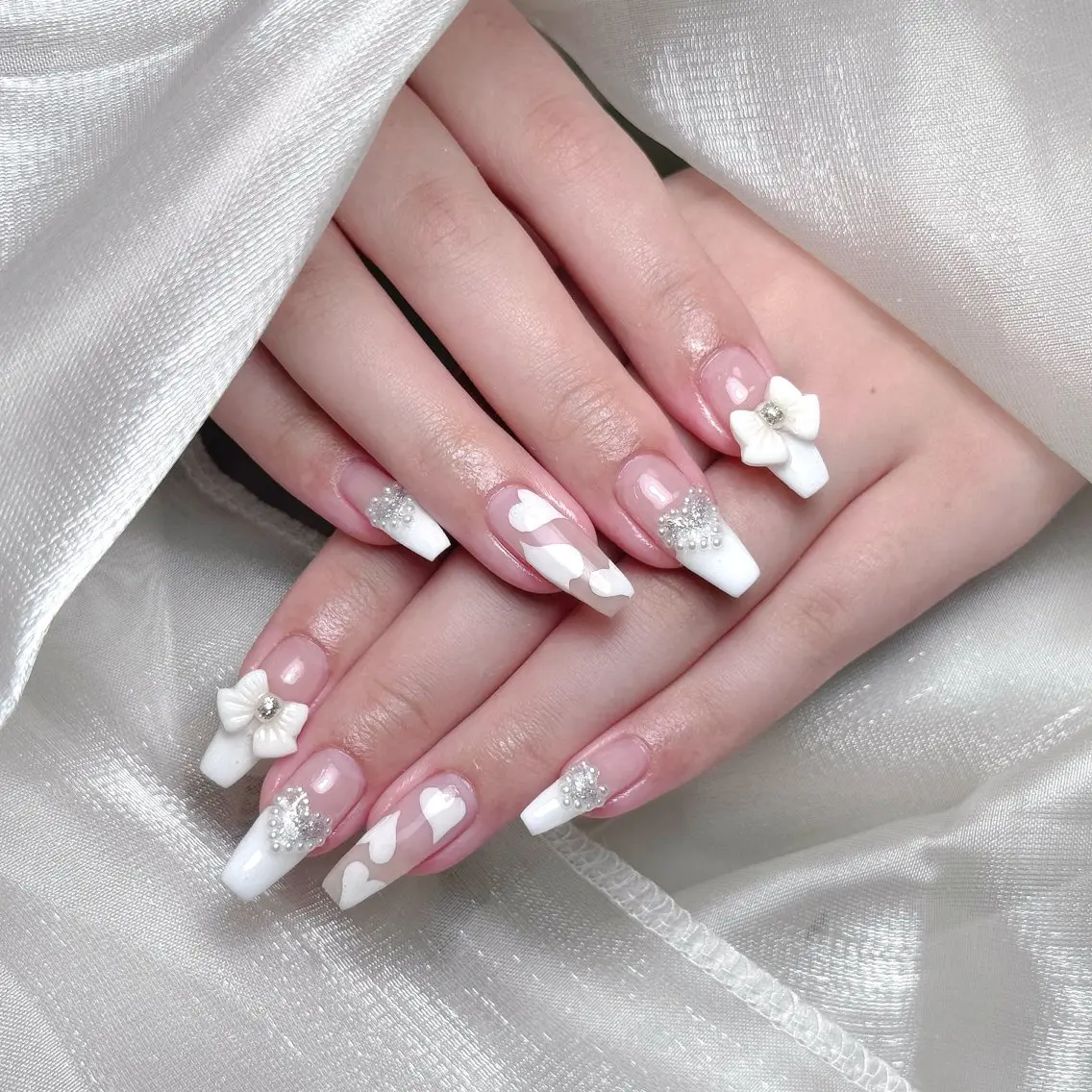 ネイル Maggie Nail🦩のネイルデザイン