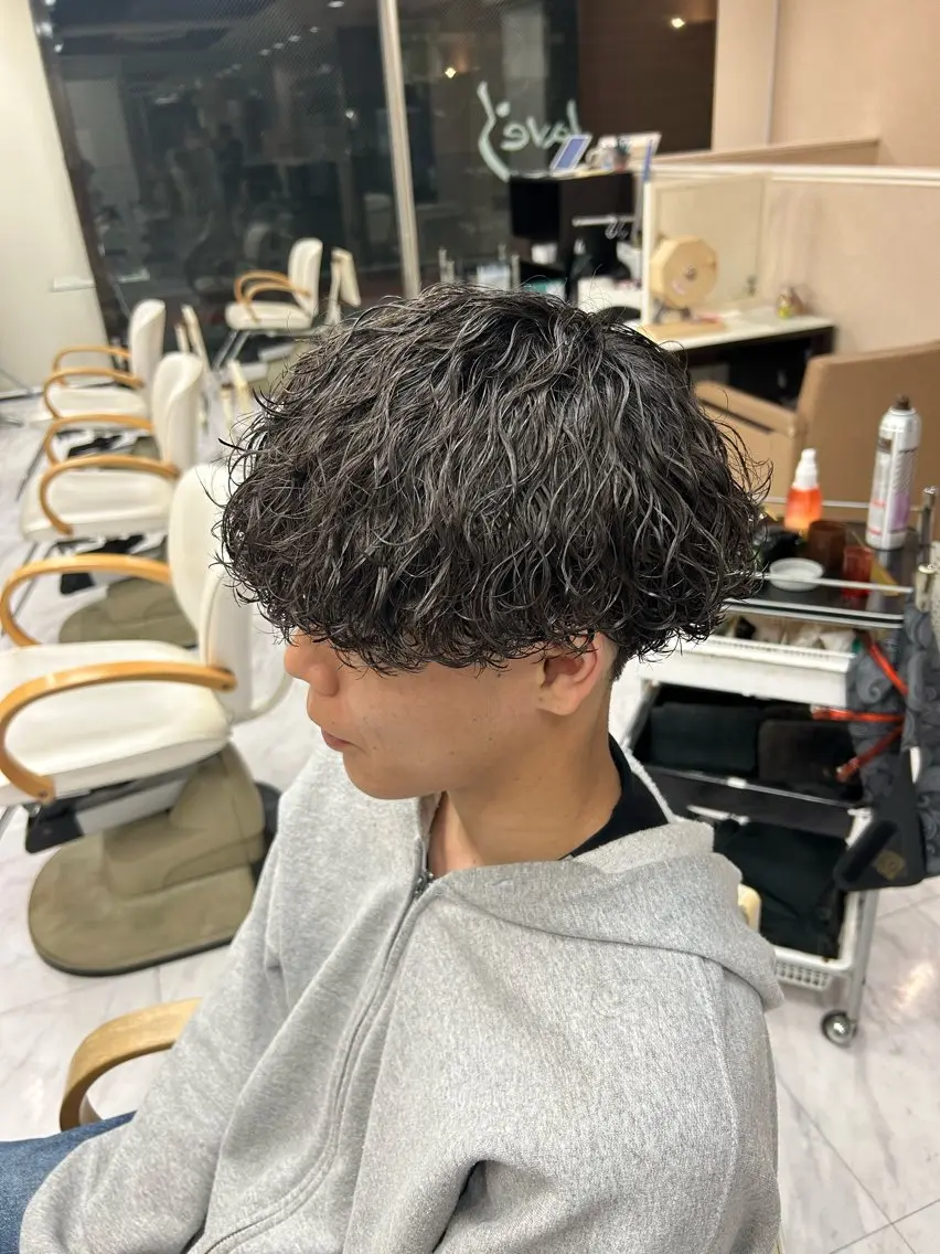 ショート パーマ メンズ メンズパーマ 波巻きパーマ メンズパーマ 💈後閑和真💈のヘアスタイル