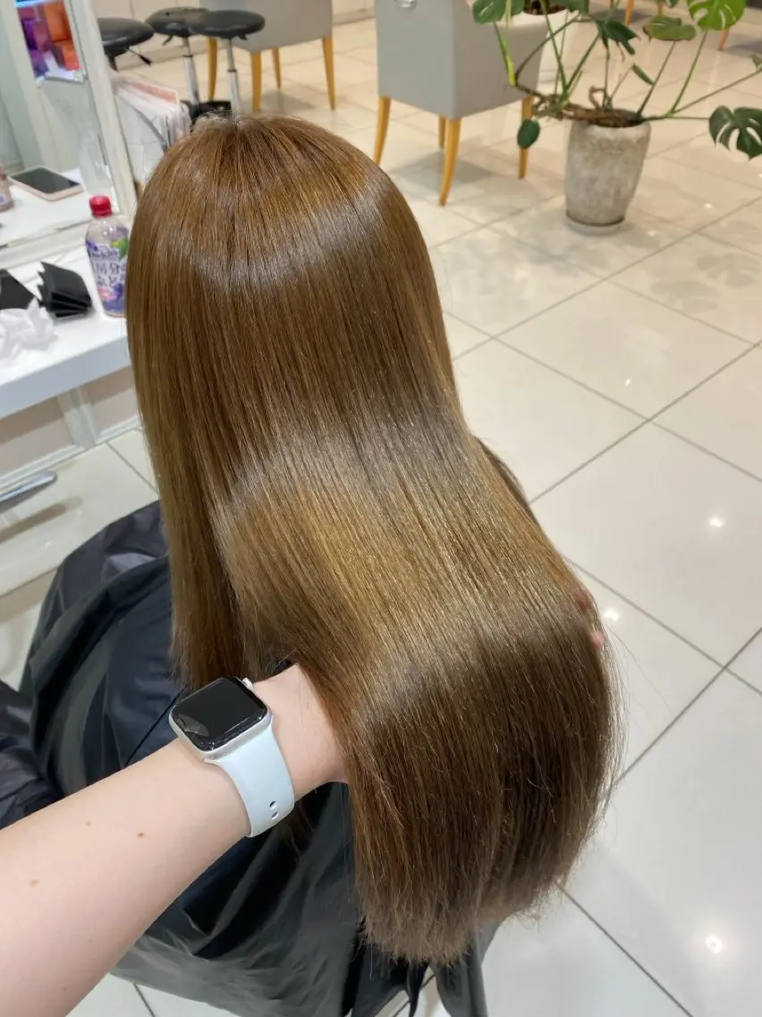 ロング 井上 友希のヘアスタイル