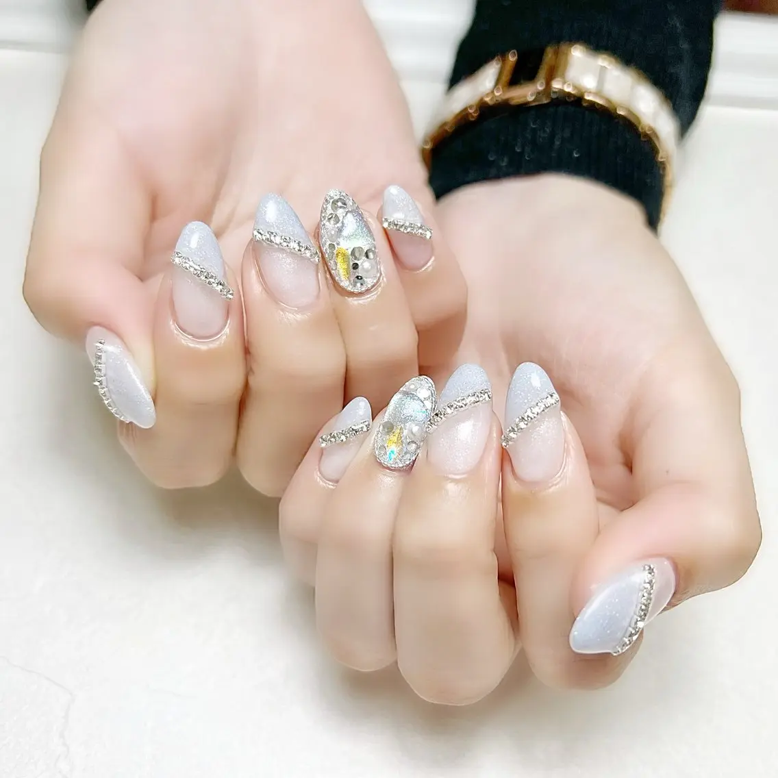 ネイル ブルー キラキラネイル ワンホンネイル 冬ネイル rouse nail RISATOのネイルデザイン