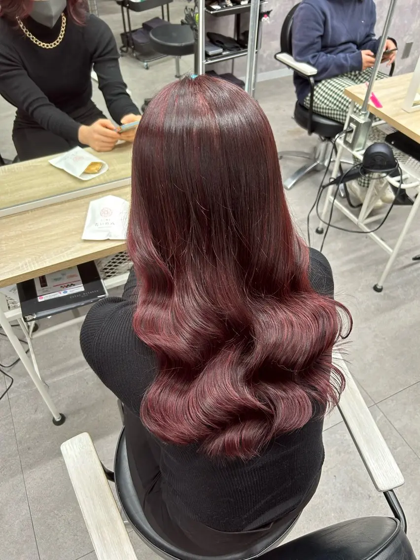 👧🏻レディース《🍇ボルドー系にしたい方はこれ🍇》ワンカラー➕美容液シャンプー➕トリートメント✨の写真