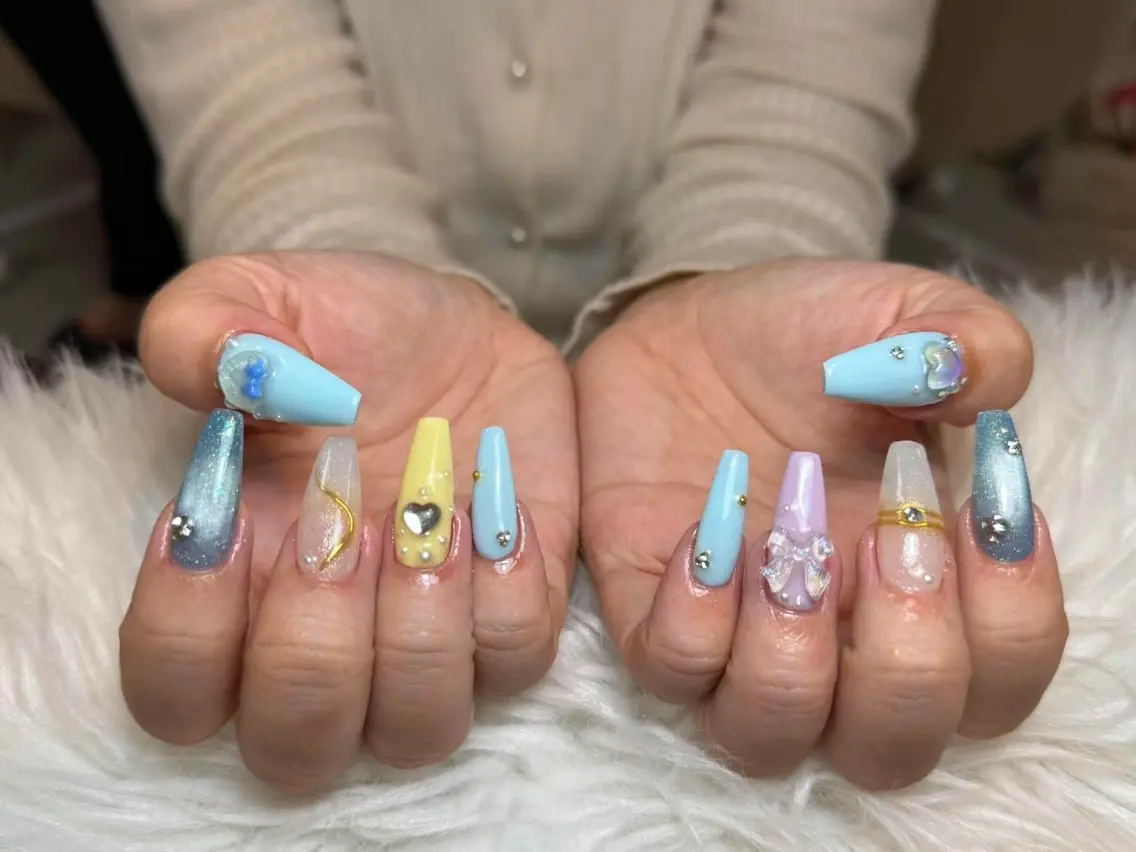 ネイル アートネイル ジェルネイル ニュアンスネイル シンプルネイル ハンドネイル Nie Nail Shinokuboのネイルデザイン