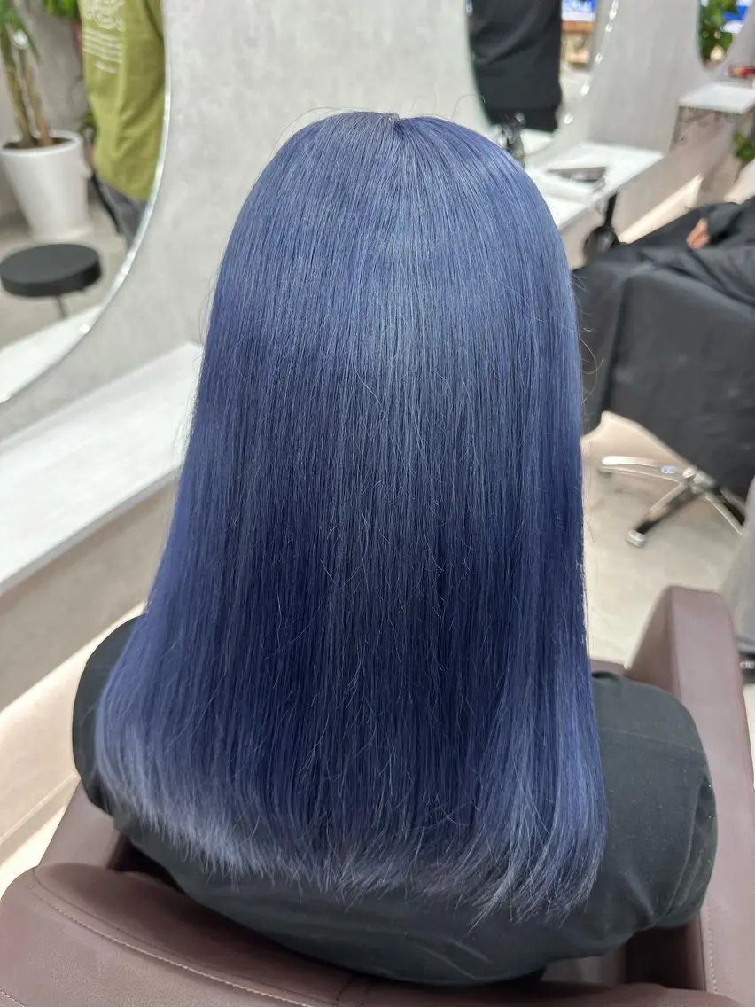 セミロング カラー ブリーチ ブルーカラー ネイビーカラー ヘアカラー LULU eye lash♥ ₘₐₙₐのマツエク・マツパデザイン