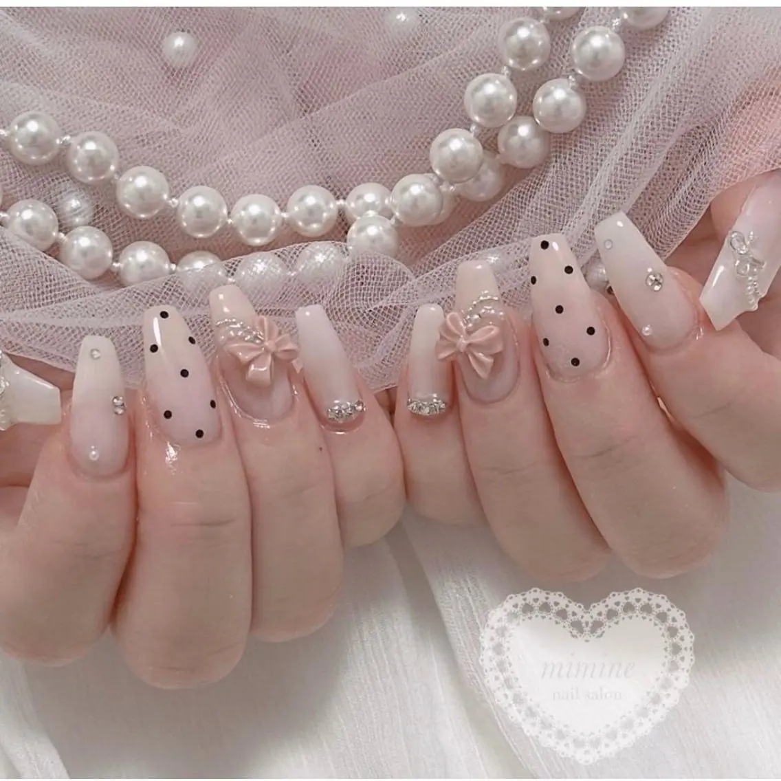 ネイル フレンチネイル グラデーション 韓国ネイル マグネットネイル ミラーネイル ハンドネイル YURI NAILのネイルデザイン