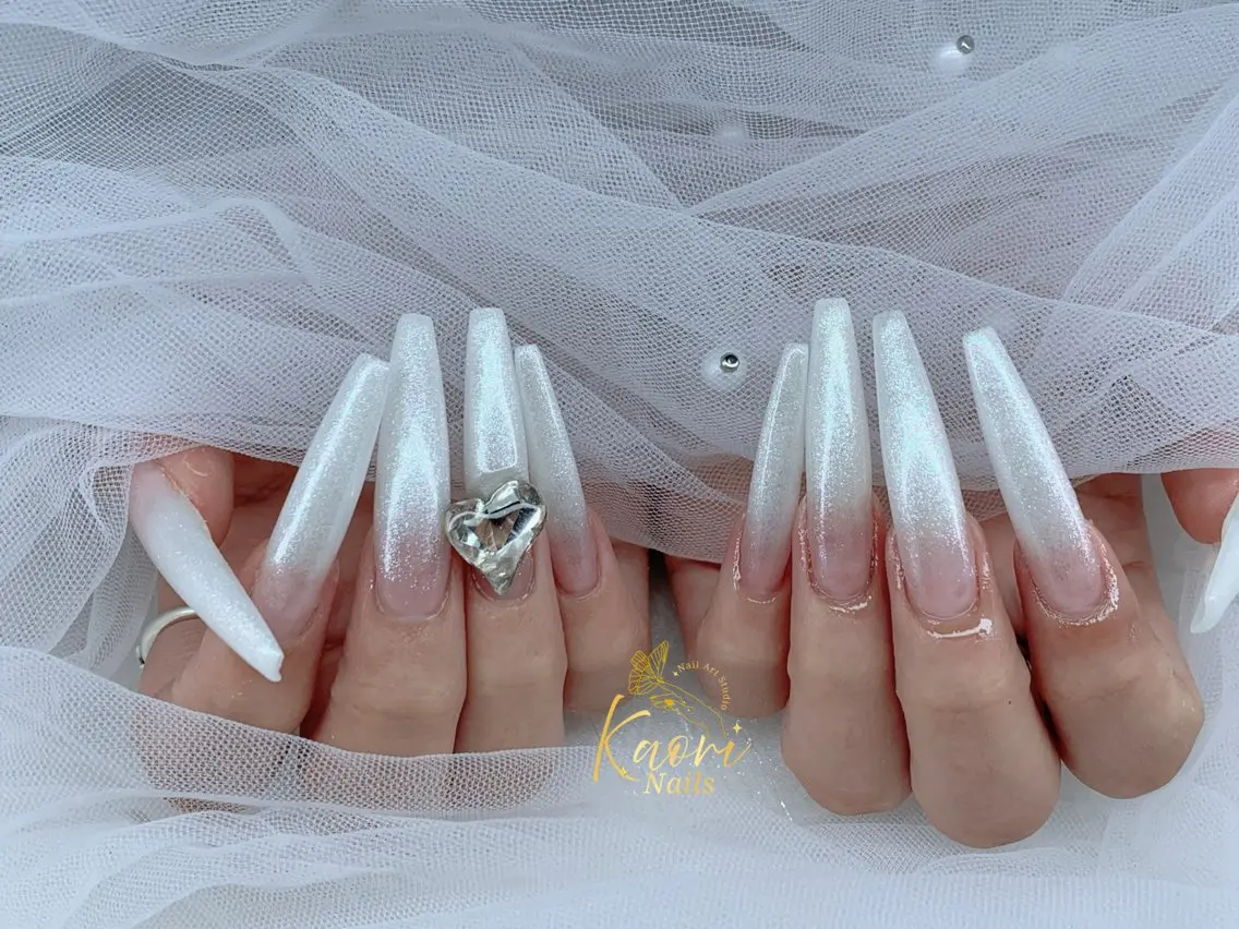ネイル オーロラネイル グラデーション ハート ラメ(グリッター) ロングネイル Kaori Nailのネイルデザイン
