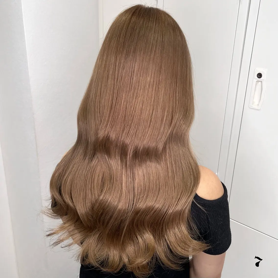 ロング カラー ヘアカラー トリートメント MAKO ❤️🔥NEXTのヘアスタイル