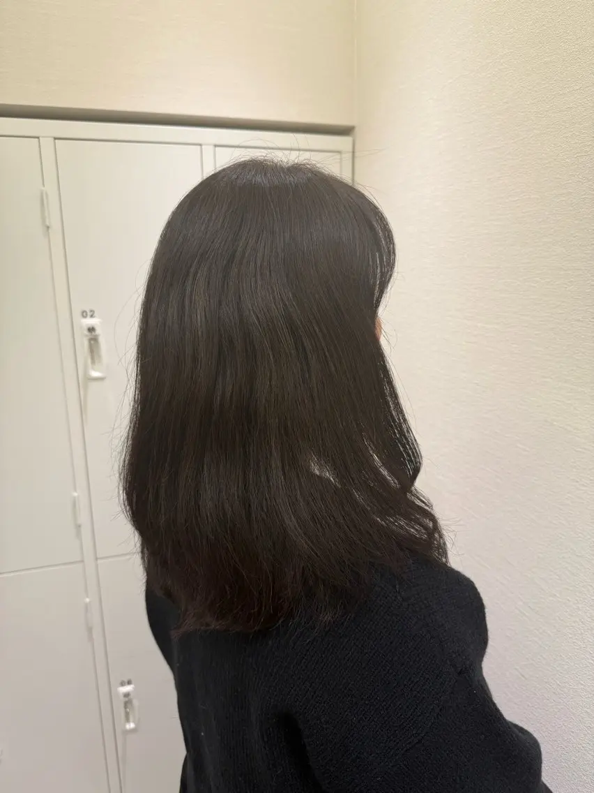 ミディアム ピンクブラウン レイヤーカット RosierBlue 工藤のヘアスタイル