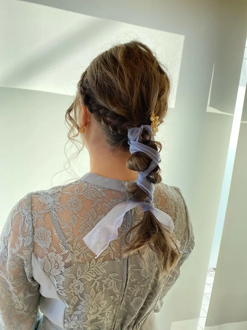 セミロング ヘアセット 俵石 梨沙のヘアスタイル