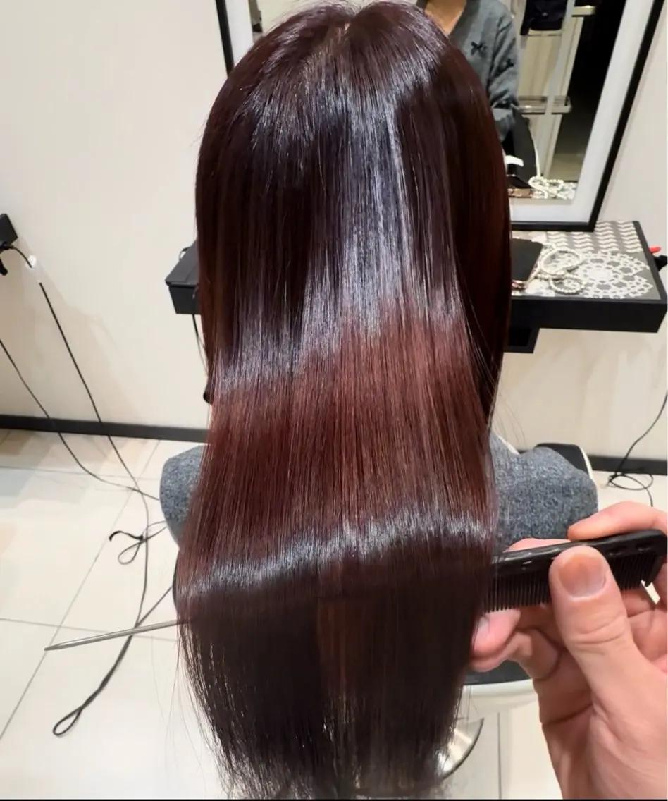 ロング 髪質改善 ヘアカラー 会田 寧生のヘアスタイル