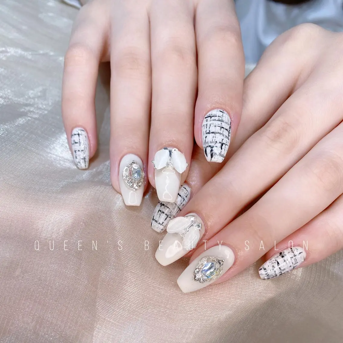 ネイル ハンドネイル Queens マオのネイルデザイン