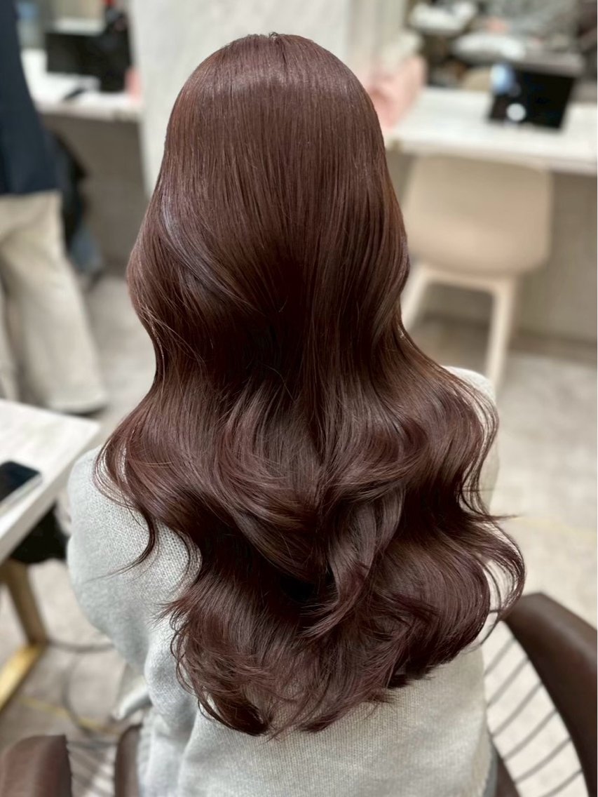 ロング カット ヘアカラー ヒナ/ボブ ×ベージュ‎🤍のヘアスタイル