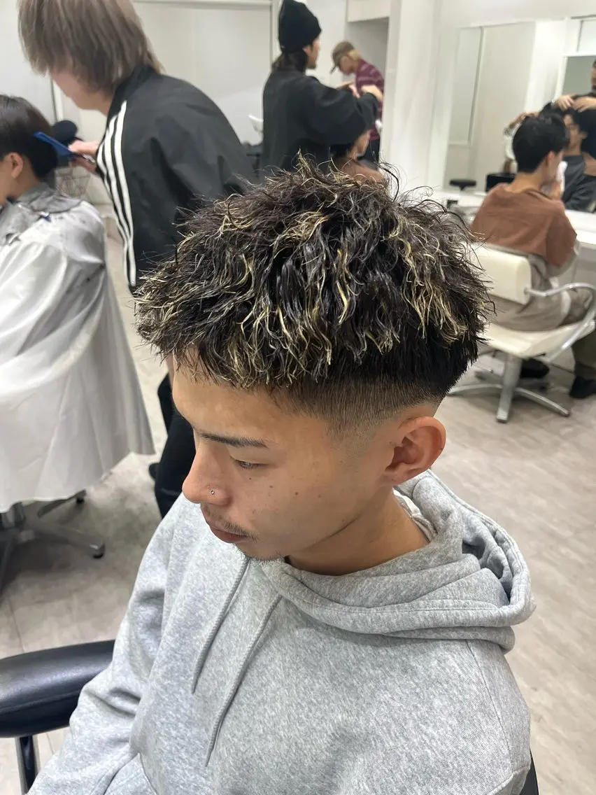 ショート カット ヘアカラー パーマ トリートメント ヘアセット メンズ専門美容師店長 💈高橋和真💈のヘアスタイル