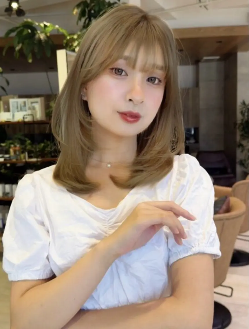 セミロング レイヤーカット 表参道✂️レイ ヤー/ショート/荒砂のヘアスタイル