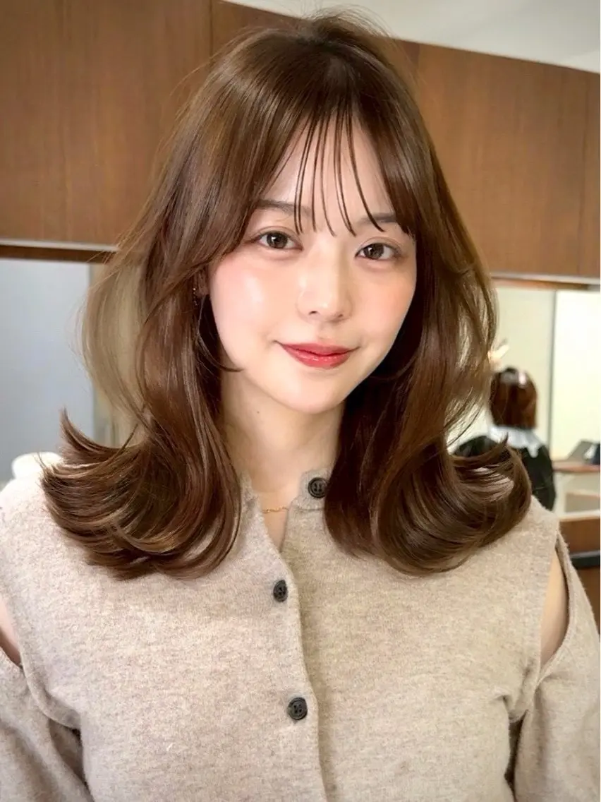 ミディアム 顔周りカット レイヤーカット 似合わせカット 小顔カット 西村 柳太郎のヘアスタイル