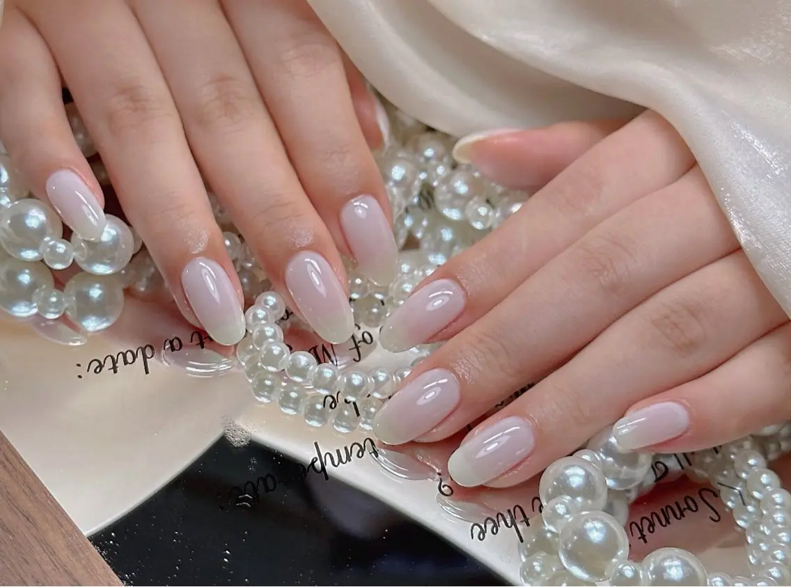 ネイル べっ甲ネイル チークネイル 成人式 長さ出し フラッシュネイル ハンドネイル ハンドケア For you. Nail Salonのネイルデザイン