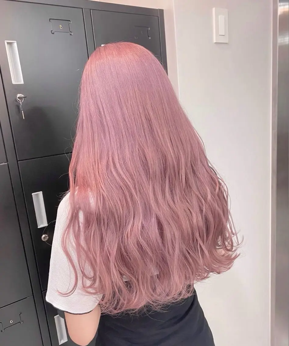 ミディアム カラー ピンクカラー ヘアカラー 【🥀履歴修正🥀】 ハイトーン職人/拓真のヘアスタイル