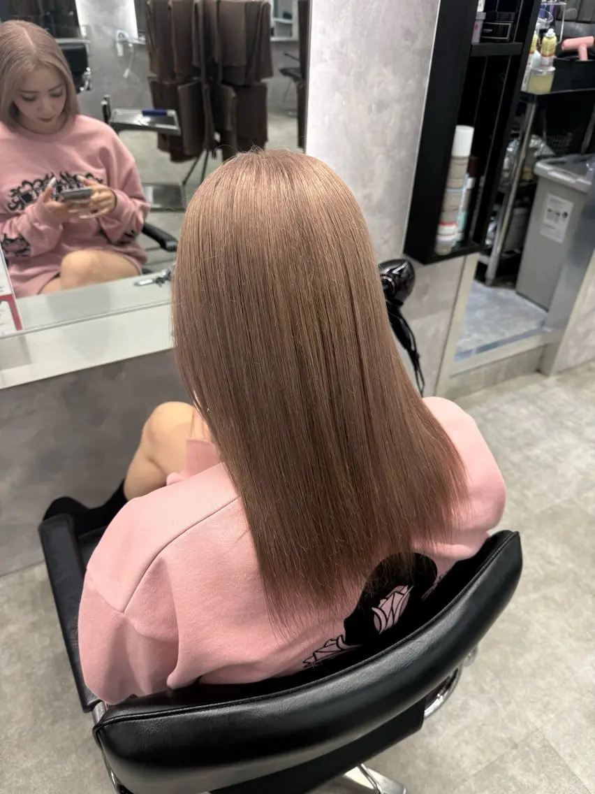ミディアム ヘアカラー Mahiro .のヘアスタイル