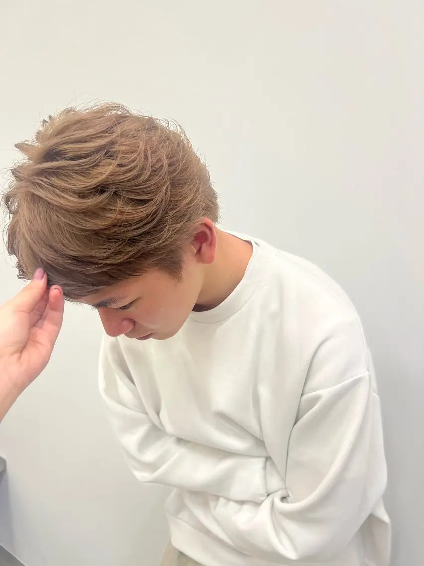メンズ 🌺名古屋ハイトーン SOLAデザインのヘアスタイル