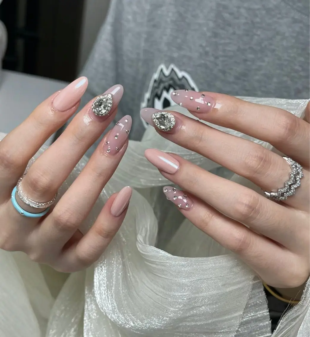ネイル ハンドネイル ハンドケア 🍑 momo_nailのネイルデザイン