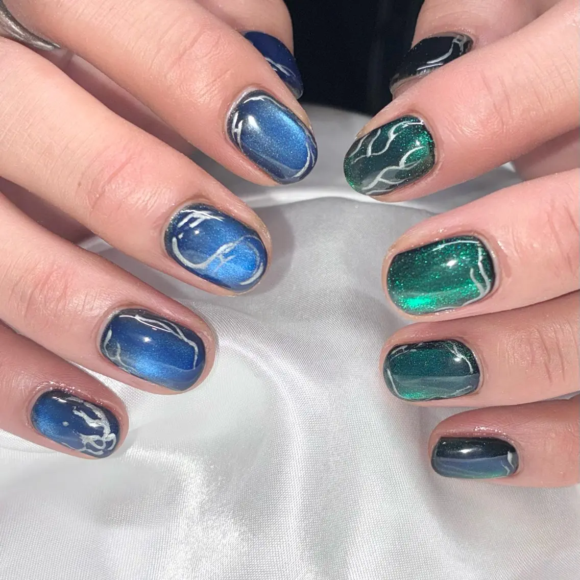 ネイル Nail ヌシん家 AKANEのネイルデザイン