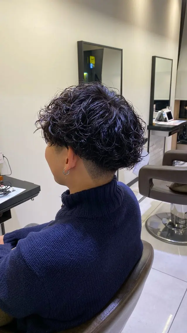 ショート パーマ メンズ 野老 海音のヘアスタイル