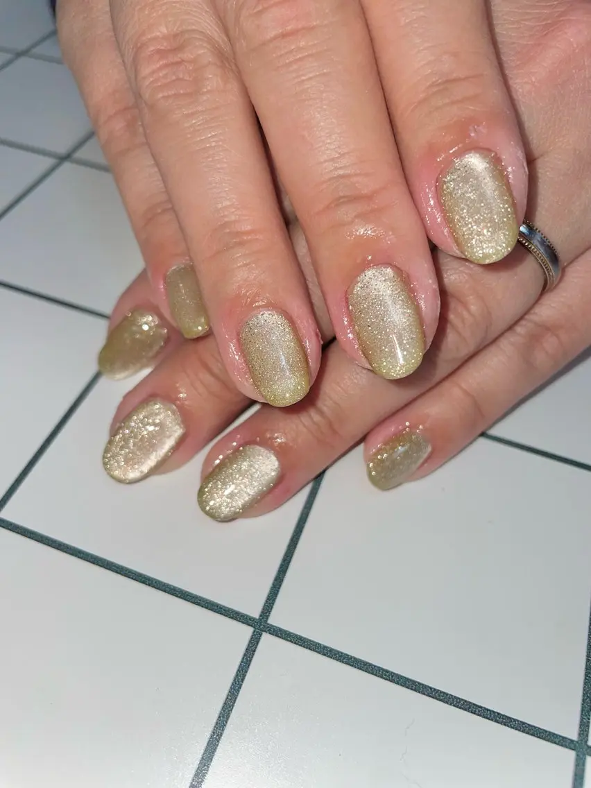 ネイル グリーン ラメ(グリッター) マグネットネイル nail salon POPPYのネイルデザイン