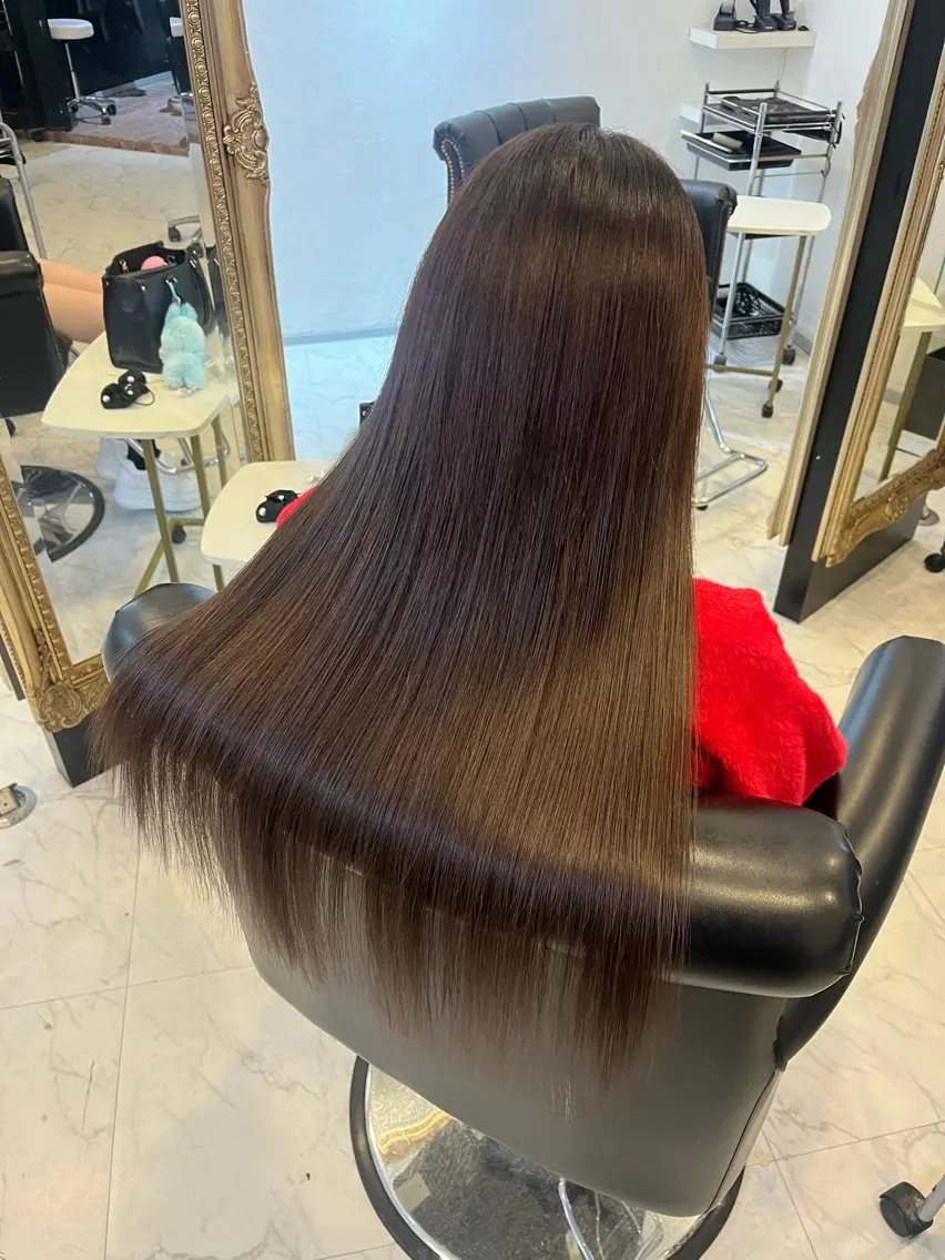 ロング エクステ ケアブリーチ&シール エクステの店和田翔莉のヘアスタイル