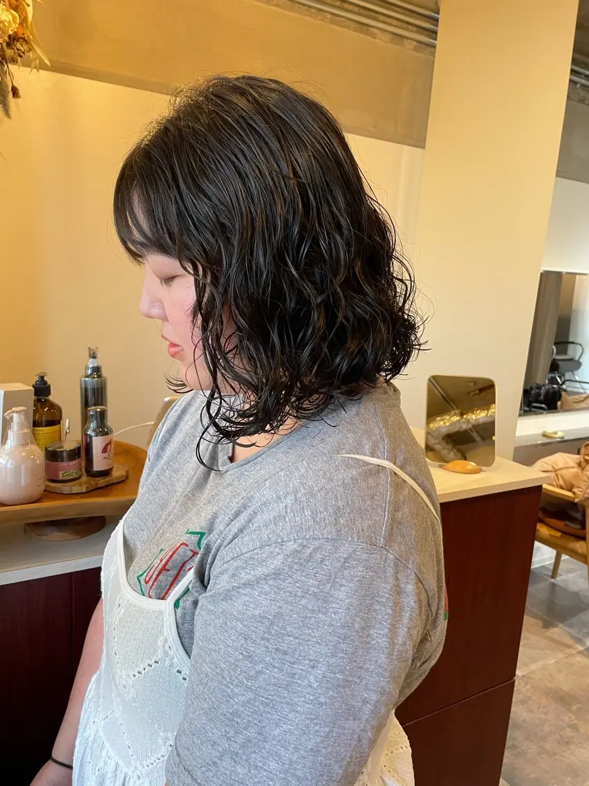 ミディアム パーマ 土川 陽菜のヘアスタイル