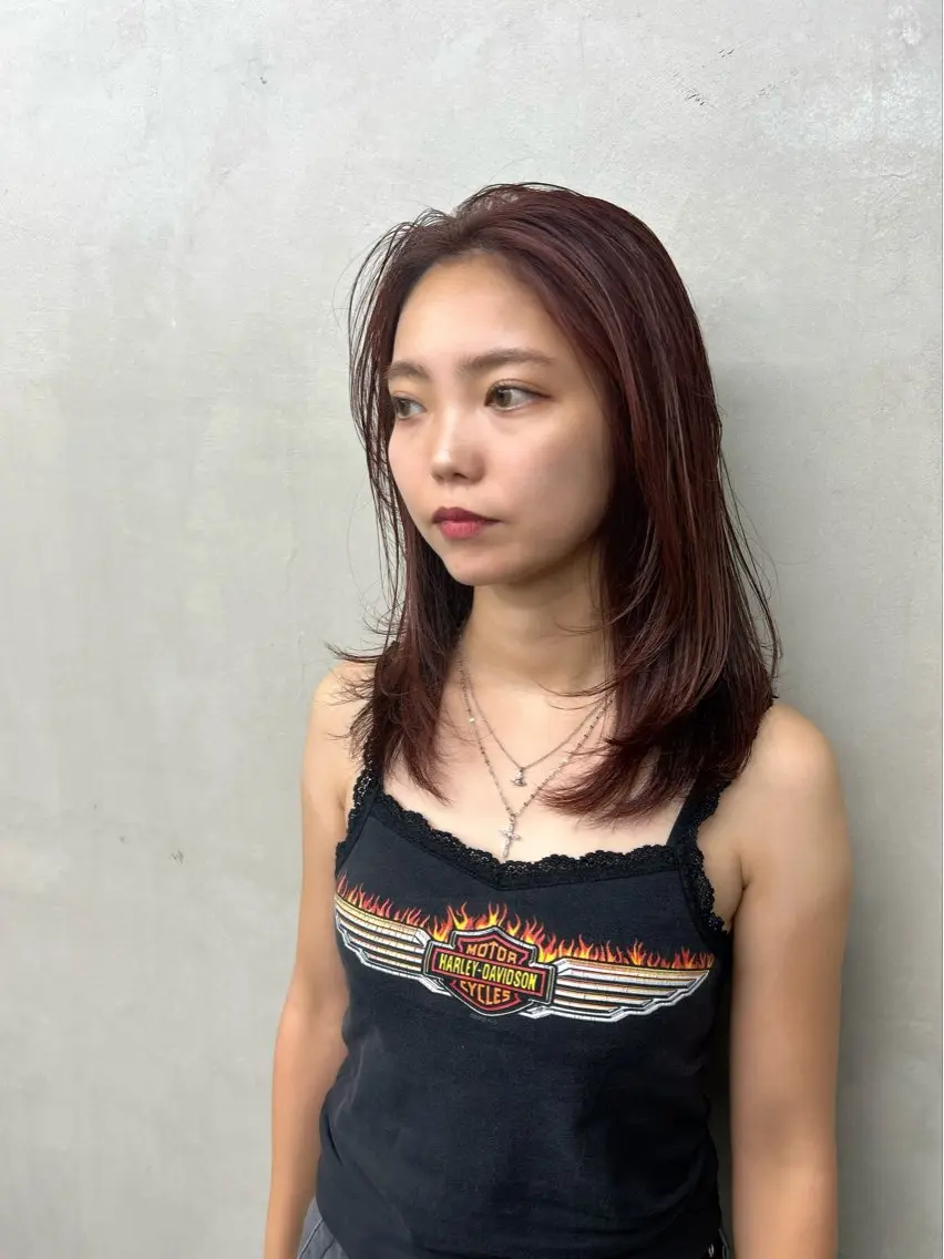 セミロング カラー 浅野 桃代のヘアスタイル